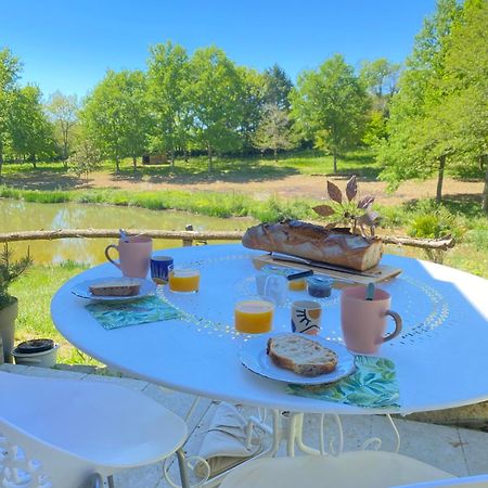 Armous-et-Cau La Bastide Bed & Breakfast エクステリア 写真